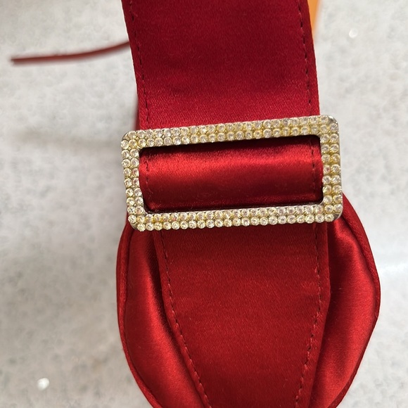 Tod’s Bamboo Red Satin Mini Evening Barrel Bag - Picture 14 of 16